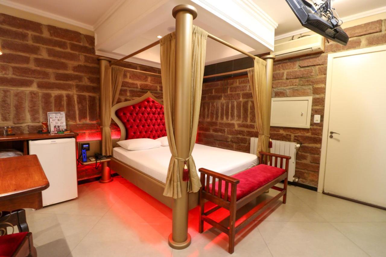Motel Casa De Pedra Caràzinho 外观 照片