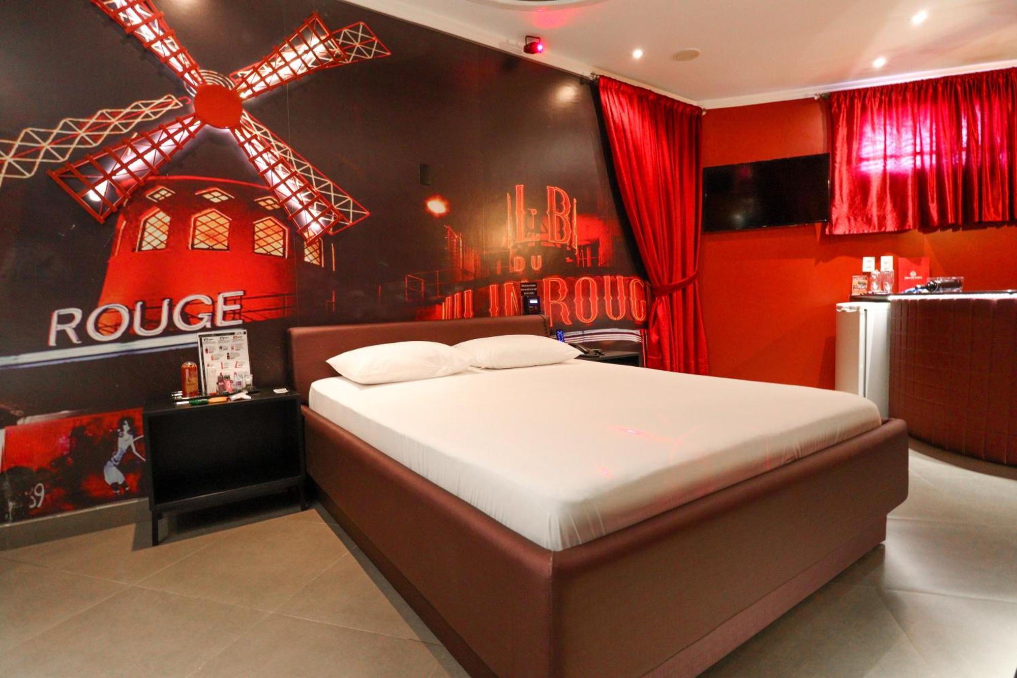 Motel Casa De Pedra Caràzinho 外观 照片
