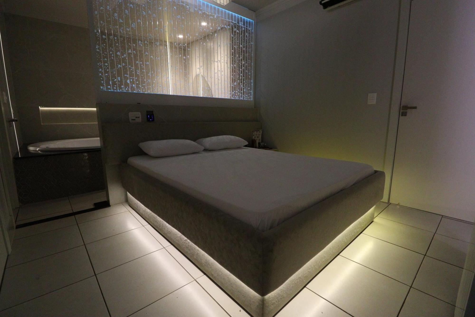 Motel Casa De Pedra Caràzinho 外观 照片